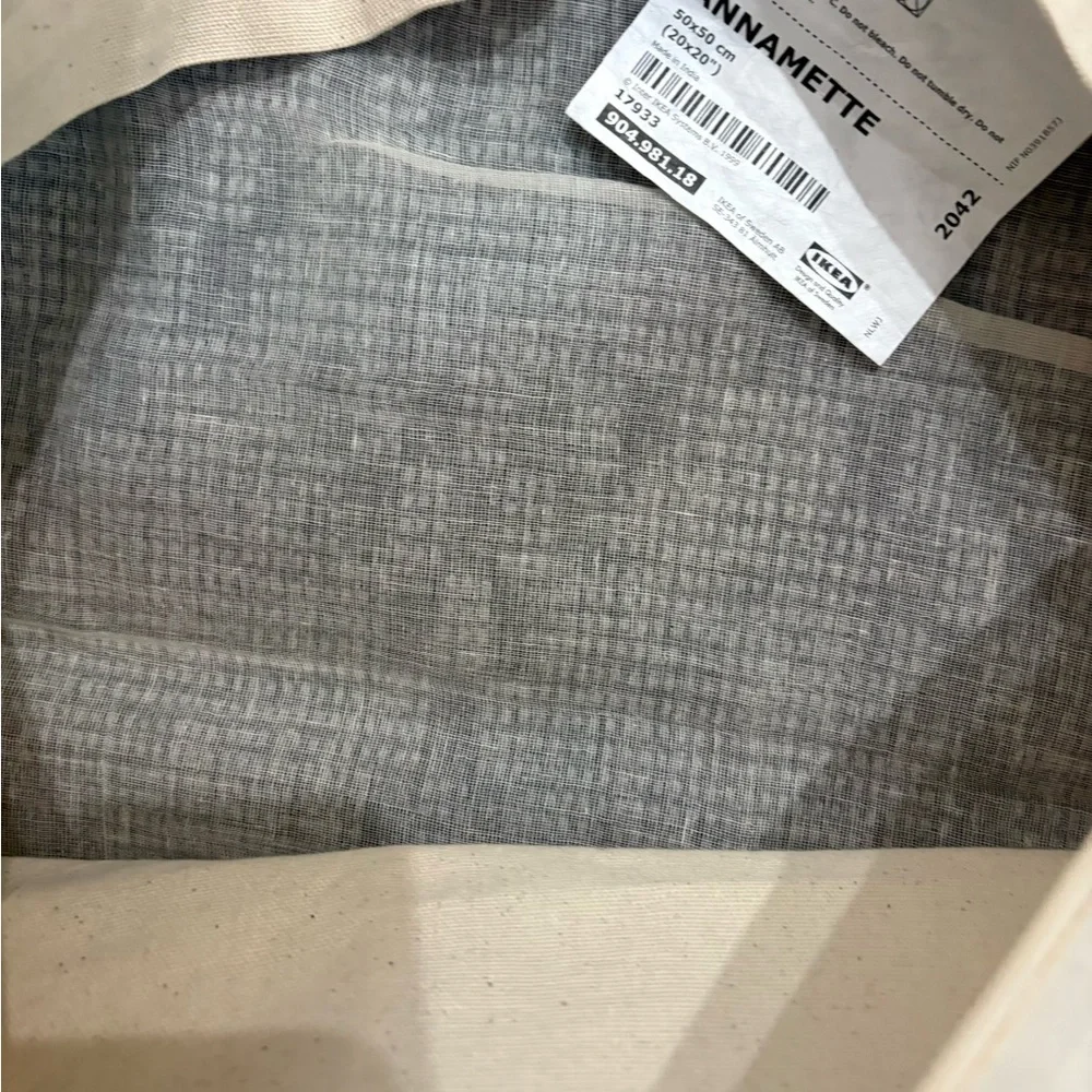 Ikea ANNAMETTE Set Of 2 Throw Pillow Covers 20x20